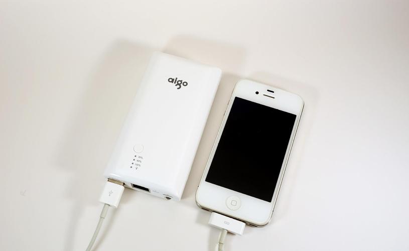 本图片来自爱国者电子科技有限公司提供的aigo wifi移动电源wk78产品